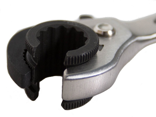 Ключ разрезной трещоточный 7/16"