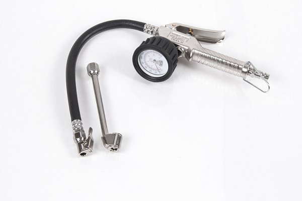 Подкачка шин с манометром и доп. насадкой